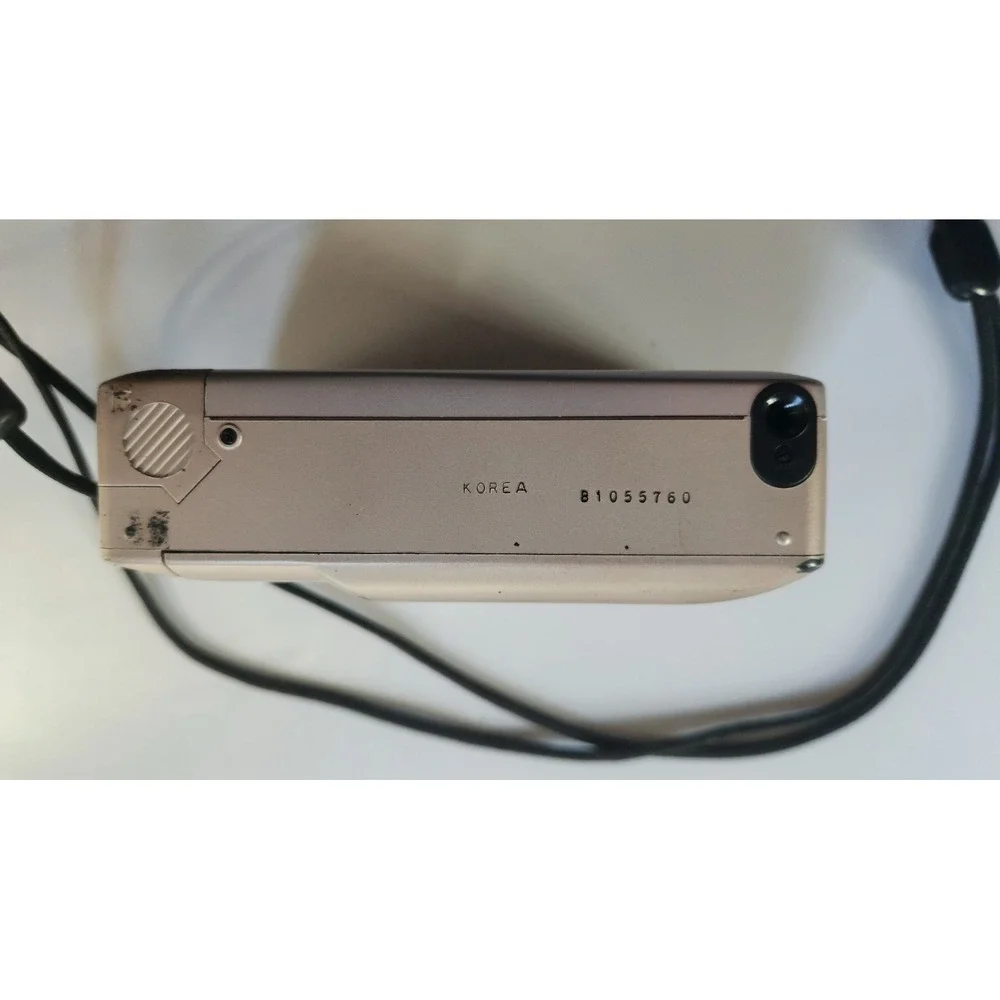 Rare Hyundai Mini Max-G Film 35mm Camera 34mm Lens - Powers On‎ Untested Further